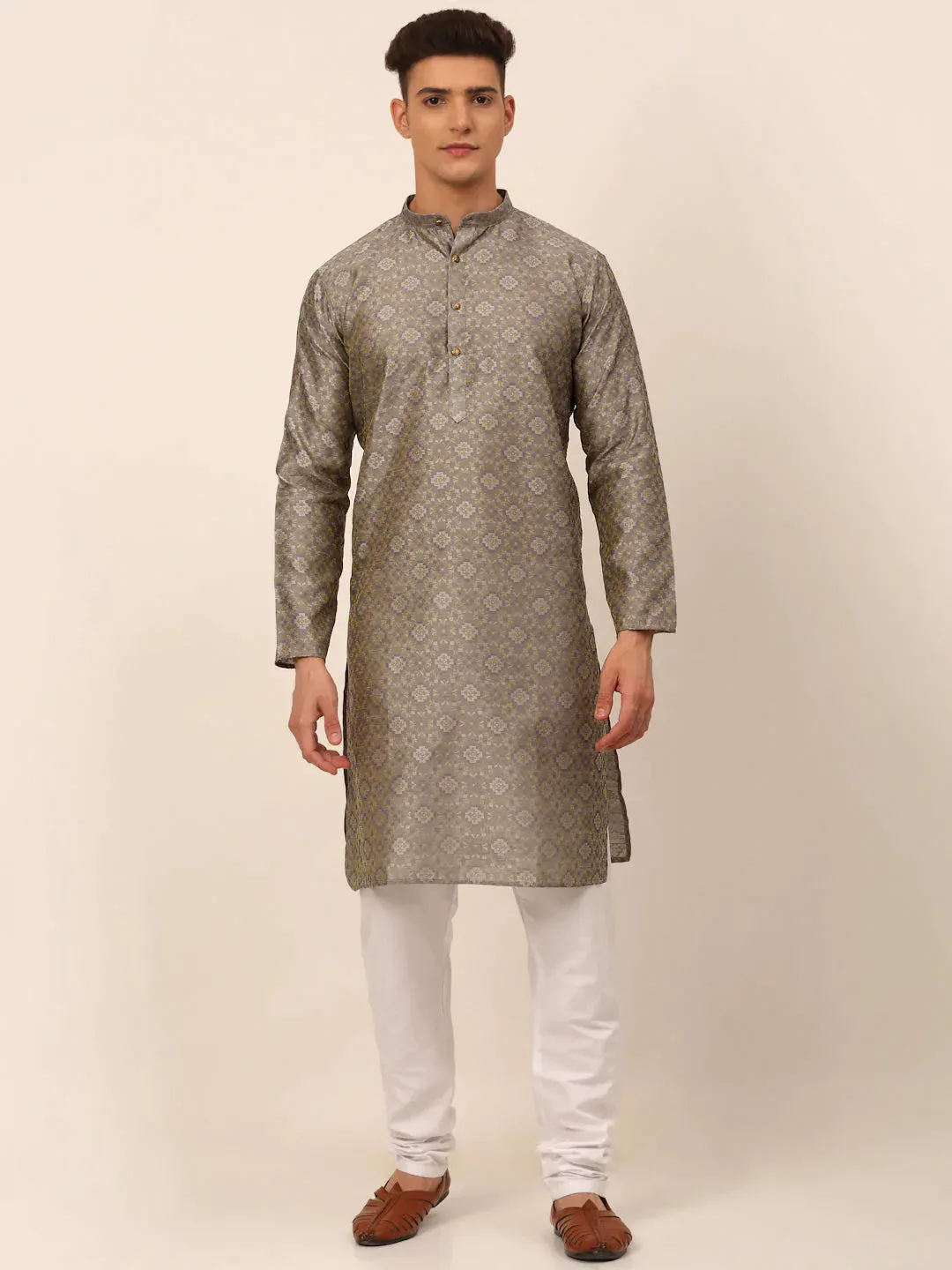Men Grey Floral Printed Kurta With Churidar