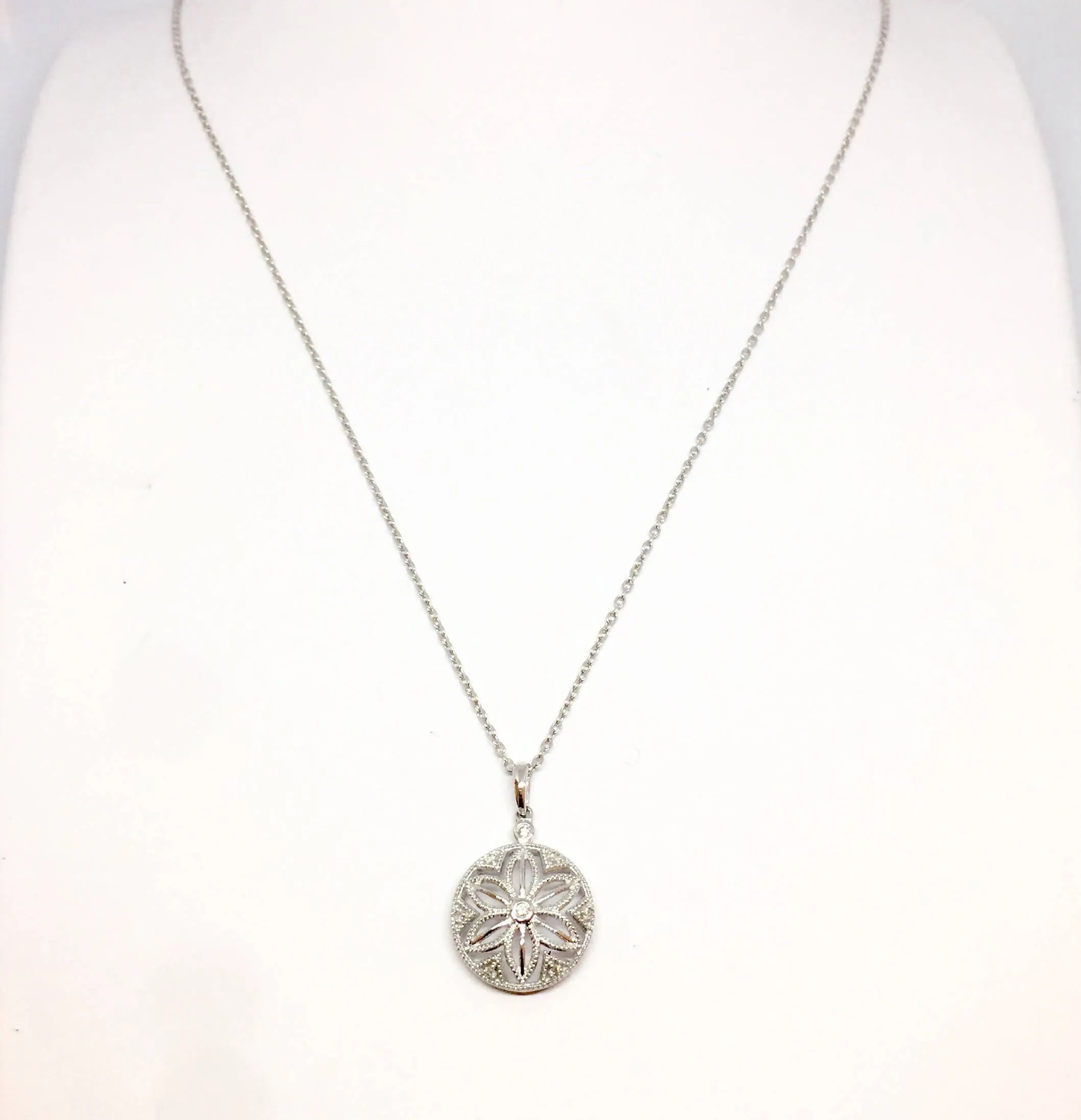 Vintage Inspired Sterling Silver .04 CTW Diamond 18'' Necklace